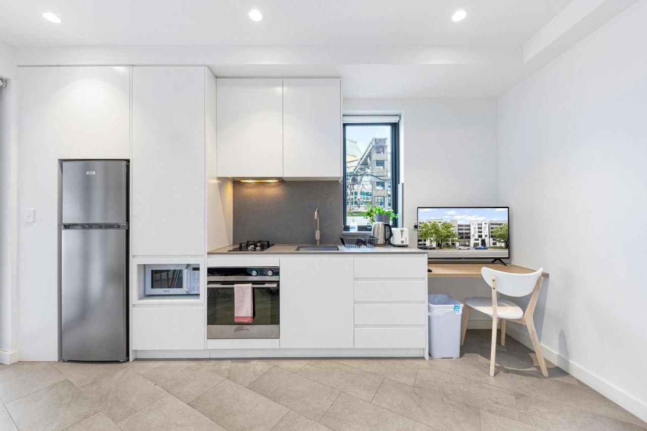 Studio For Long Term Tenants In Strathfield Cbd 悉尼 外观 照片