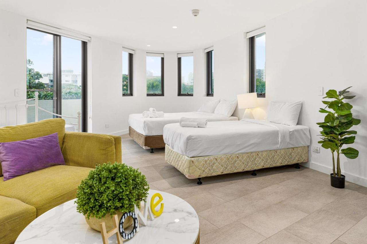 Studio For Long Term Tenants In Strathfield Cbd 悉尼 外观 照片