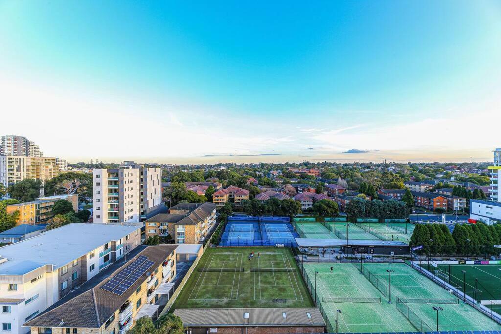Studio For Long Term Tenants In Strathfield Cbd 悉尼 外观 照片